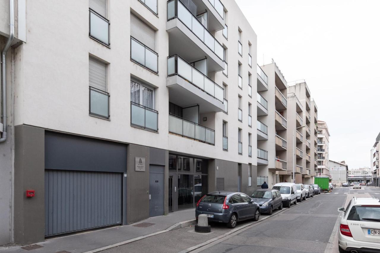 Le 7 De Coeur - Grand T4 Avec Balcon Apartment Лион Екстериор снимка